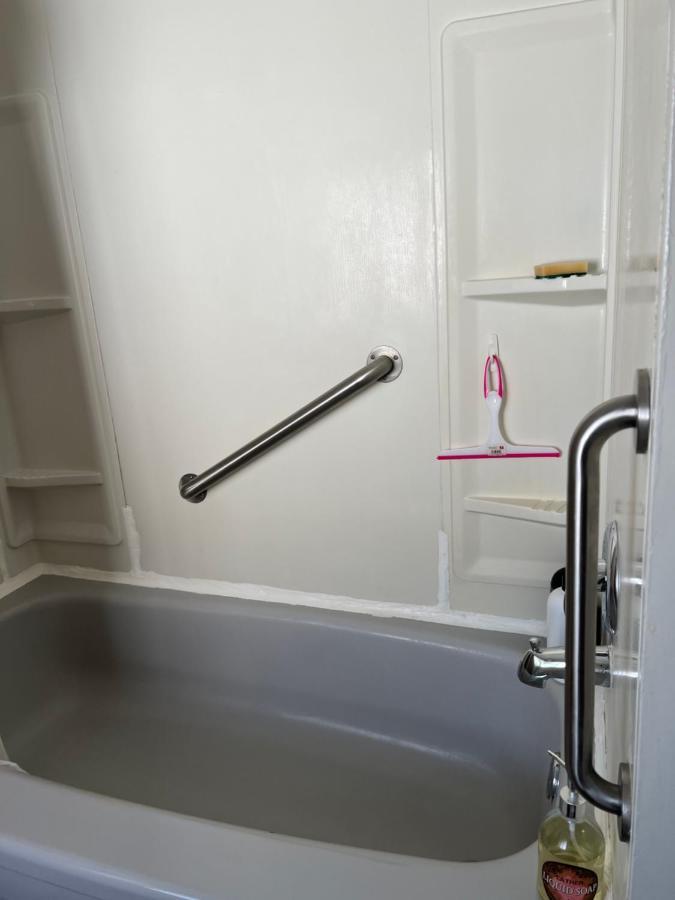 Cheerful Residence Ниагарски водопад Екстериор снимка